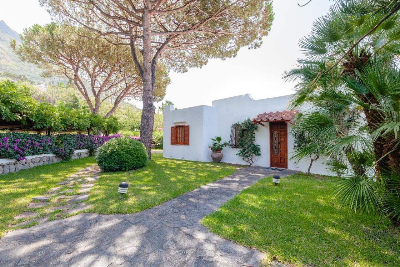 Villetta Con Giardino Esclusivo Di 1000 Mq, Piscina, Tennis, Calcio, Bocce Forio  Екстер'єр фото