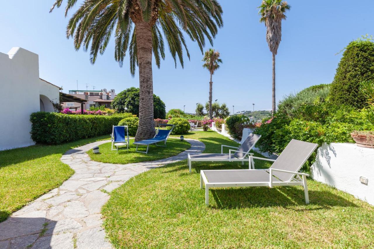 Villetta Con Giardino Esclusivo Di 1000 Mq, Piscina, Tennis, Calcio, Bocce Forio  Екстер'єр фото