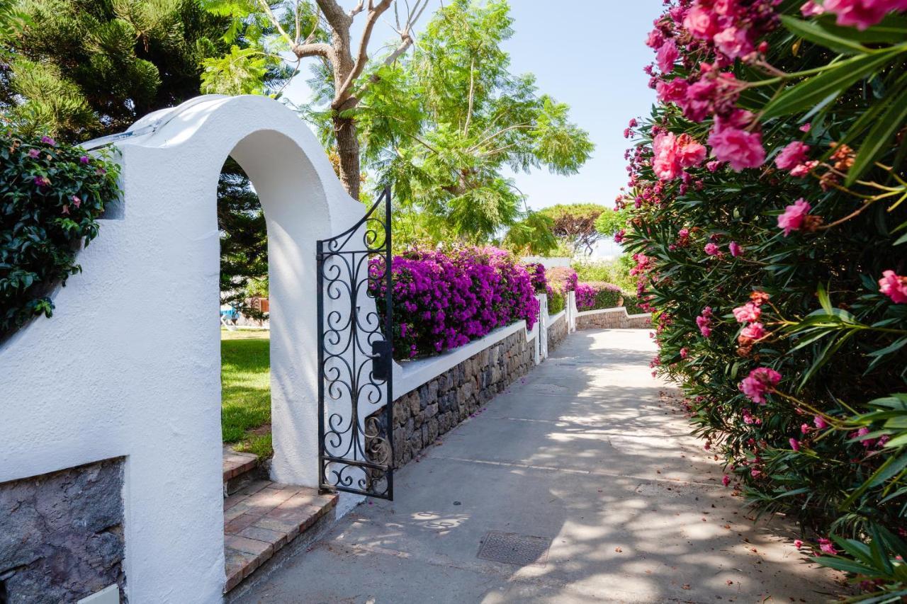Villetta Con Giardino Esclusivo Di 1000 Mq, Piscina, Tennis, Calcio, Bocce Forio  Екстер'єр фото