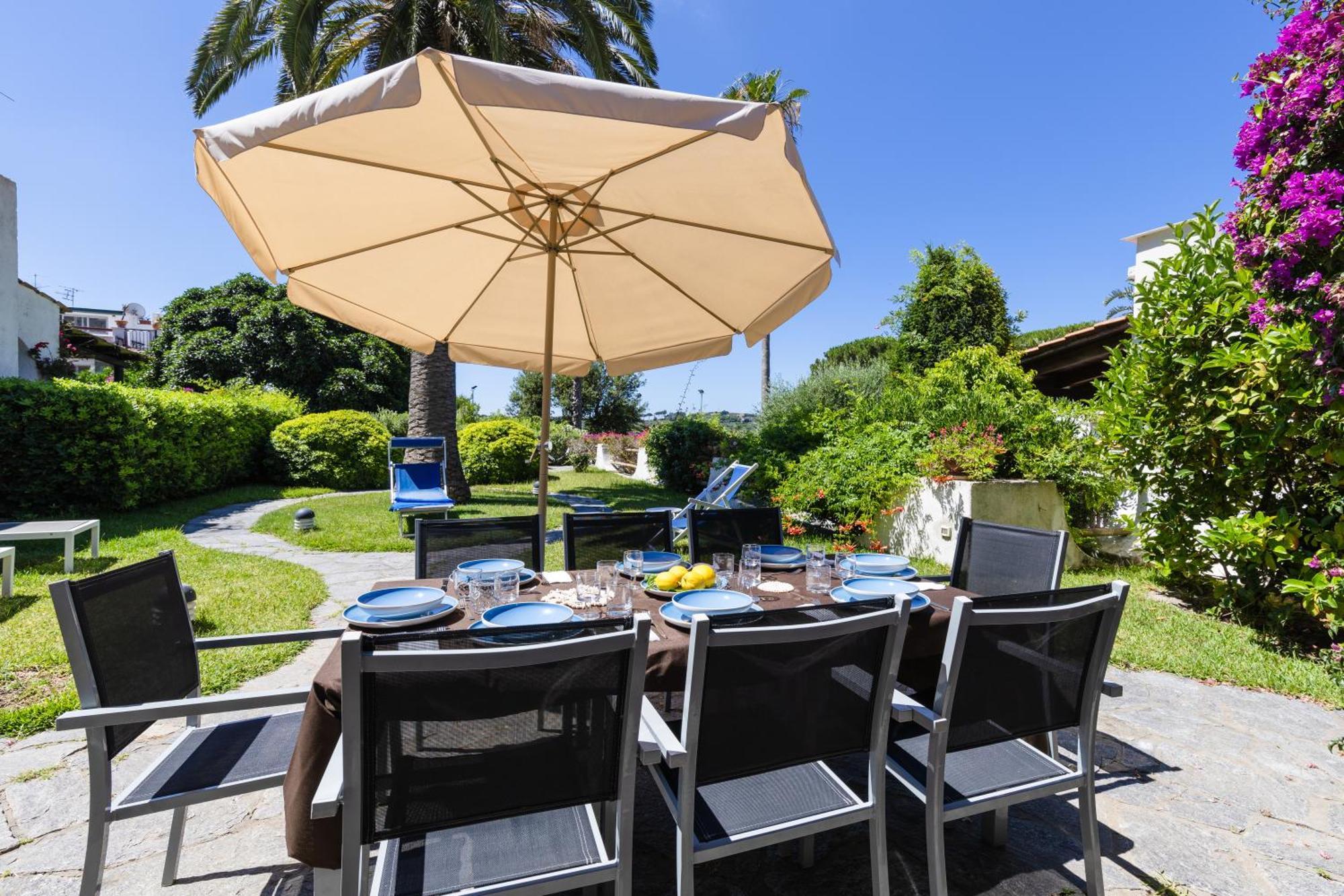 Villetta Con Giardino Esclusivo Di 1000 Mq, Piscina, Tennis, Calcio, Bocce Forio  Екстер'єр фото